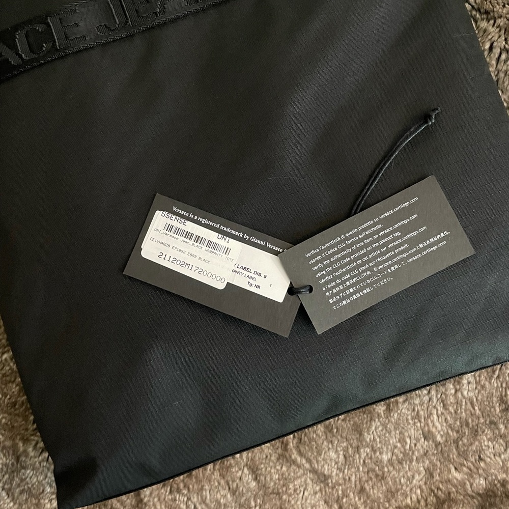 Versace Jeans Etichetta Print Tote Bag - Picture 5 of 12